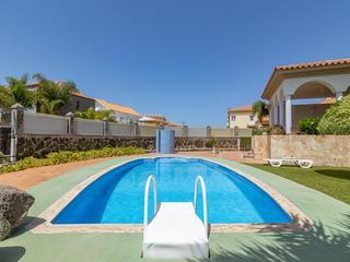 Vrijstaand huis , direct aan het water te koop in  Sonnenland, Gran Canaria met garage : Ref 04076