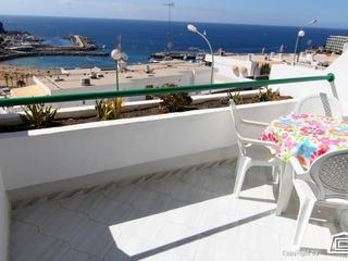 Appartement  te huur in Sanfé,  Puerto Rico, Gran Canaria met zeezicht : Ref 3554