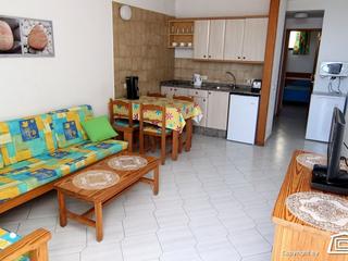Appartement  te huur in Sanfé,  Puerto Rico, Gran Canaria met zeezicht : Ref 3554