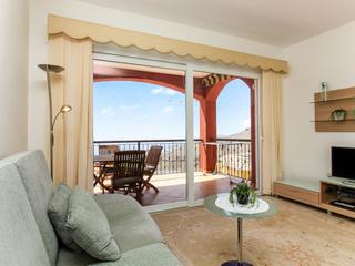 Appartement te huur in Loma Verde,  Arguineguín, Loma Dos, Gran Canaria  met zeezicht : Ref 3876