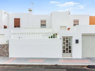 Dúplex  en venta en  San Fernando, Gran Canaria con vistas al mar : Ref 05481-CA