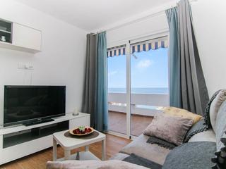 Appartement te huur in Mayfair,  Patalavaca, Gran Canaria  met zeezicht : Ref 05344-CA
