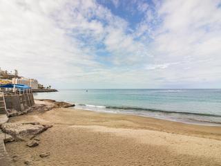 Studiolägenhet för uthyrning i Don Paco,  Patalavaca, Gran Canaria , i första raden med havsutsikt : Ref 05452-CA