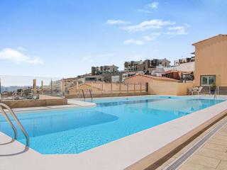 Pool : Trevåningshus  till salu  i Marina Residencial,  Arguineguín, Loma Dos, Gran Canaria med garage : Ref 05518-CA