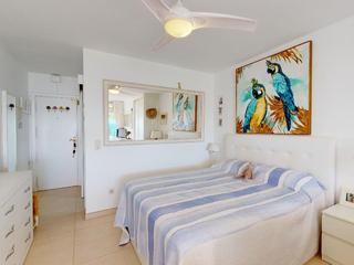 Dormitorio : Estudio , en primera línea en venta en Don Carlos,  Arguineguín Casco, Gran Canaria con vistas al mar : Ref 05520-CA
