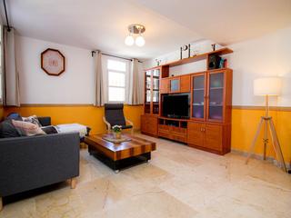Vardagsrum : Tvåvåningshus till salu  i Amanai fase II,  Puerto Rico, Gran Canaria   : Ref 05538-CA