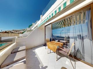 Terraza : Apartamento  en venta en Sanfe,  Puerto Rico, Gran Canaria con vistas al mar : Ref 05544-CA