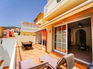 Terrasse : Doppelhaushälfte zu kaufen in  Arguineguín, Loma Dos, Gran Canaria  mit Meerblick : Ref 05614-CA