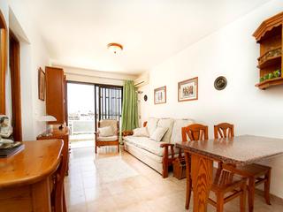 Woonkamer : Appartement te koop in Montegrande,  Puerto Rico, Gran Canaria  met zeezicht : Ref 05618-CA