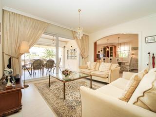 Woonkamer : Villa te koop in  Arguineguín, Loma Dos, Gran Canaria  met garage : Ref 05627-CA