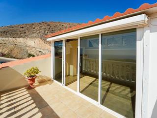 Terrasse : Hus  til salgs i  Arguineguín, Loma Dos, Gran Canaria med havutsikt : Ref 05672-CA