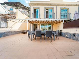 Terrasse : Dupleks til salgs i Las Brisas,  Puerto Rico, Gran Canaria   : Ref 05699-CA