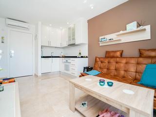 Woon-eetkamer : Appartement te koop in Malibu,  Puerto Rico, Gran Canaria  met zeezicht : Ref 05712-CA