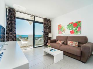 Stue : Studioleilighet , I første strandlinje til salgs i Cura Marina II,  Playa del Cura, Gran Canaria med havutsikt : Ref 05722-CA