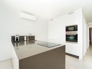 Cocina : Apartamento , en primera línea en venta en Bella Bahia,  Playa del Inglés, Gran Canaria con vistas al mar : Ref 05750-CA