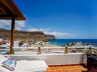 Terrasse : Hus  til salgs i  Mogán, Puerto y Playa de Mogán, Gran Canaria med havutsikt : Ref 05758-CA