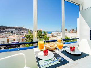 Terrasse : Studio à louer à Puerto Sol,  Puerto Rico, Gran Canaria  avec vues sur mer : Ref 05754-CA