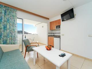 Woonkamer : Studio  te koop in Puerto Plata,  Puerto Rico, Gran Canaria met zeezicht : Ref 05913-CA
