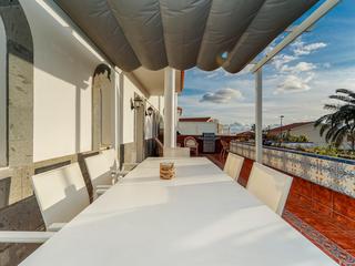 Terraza : Pareado  en venta en  Arguineguín, Loma Dos, Gran Canaria con garaje : Ref 05877-CA
