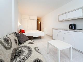 Salón : Estudio en venta en La Lajilla,  Arguineguín Casco, Gran Canaria , en primera línea con vistas al mar : Ref 05925-CA