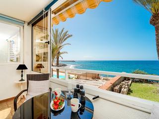 Terraza : Estudio en venta en Don Carlos,  Arguineguín Casco, Gran Canaria , en primera línea con vistas al mar : Ref 05928-CA