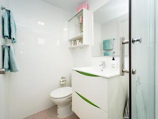 Salle de bain : Appartement en vente à Guanabara Park,  Puerto Rico, Gran Canaria  avec vues sur mer : Ref 05995-CA