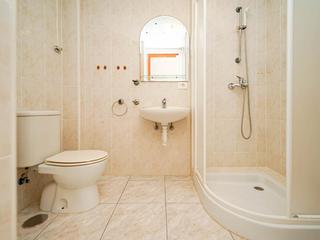 Baño : Estudio en venta en Don Paco,  Patalavaca, Gran Canaria , en primera línea con vistas al mar : Ref 06051-CA