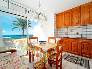 Salon : Studio , en première ligne en vente à Don Carlos,  Arguineguín Casco, Gran Canaria avec vues sur mer : Ref 06060-CA