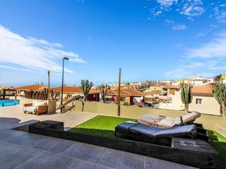 Terrasse : Haus  zu kaufen in  Arguineguín, Loma Dos, Gran Canaria mit Meerblick : Ref 4338-RK