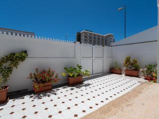 Bungalow  for sale in  Playa del Inglés, Gran Canaria with garage : Ref C-431