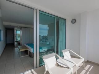 Appartement te koop in  Playa del Inglés, Gran Canaria  met zeezicht : Ref P-506