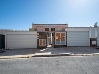 Apartment  for sale in  Arguineguín, Loma Dos, Gran Canaria with sea view : Ref P-508