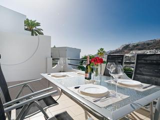 Apartment for sale in  Puerto Rico, Gran Canaria  with sea view : Ref A851SI