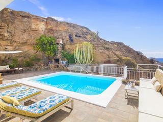 Villa te koop in  Tauro, Gran Canaria  met garage : Ref V947S