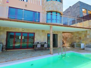 Swimming pool : Villa  for sale in  Sonnenland, Gran Canaria  : Ref S0058