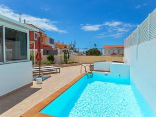 Schwimmbad : Reihenhaus  zu kaufen in  Arguineguín, Loma Dos, Gran Canaria mit Garage : Ref S0180