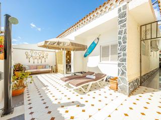 Twee-onder-één-kap te koop in  San Bartolome de Tirajana, Gran Canaria  met garage : Ref PP25AJ08