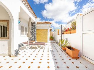 Twee-onder-één-kap te koop in  San Bartolome de Tirajana, Gran Canaria  met garage : Ref PP25AJ08