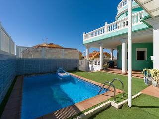 Villa  for sale in  San Fernando, Gran Canaria with garage : Ref PP25AJ25