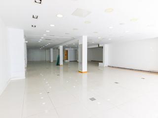 Salle : Local commercial  en vente à  Playa del Inglés, Gran Canaria  : Ref 6962