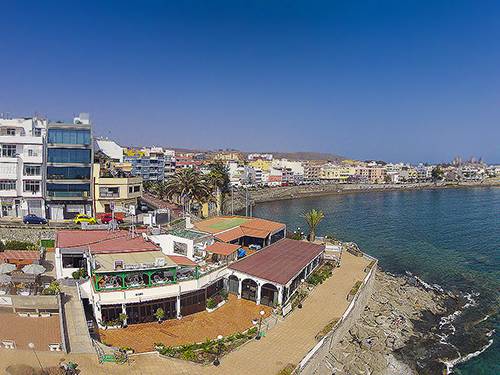 Pizzería Ciao with the view of the beach and port in Arguineguín