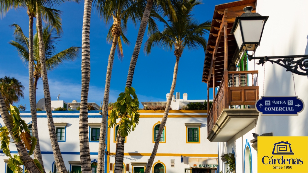 Puerto de Mogan balcony